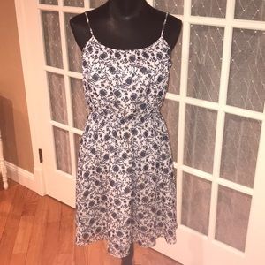 ⭐️ LOFT Crêpe Sundress ⭐️